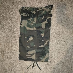 Camouflage shorts size 36